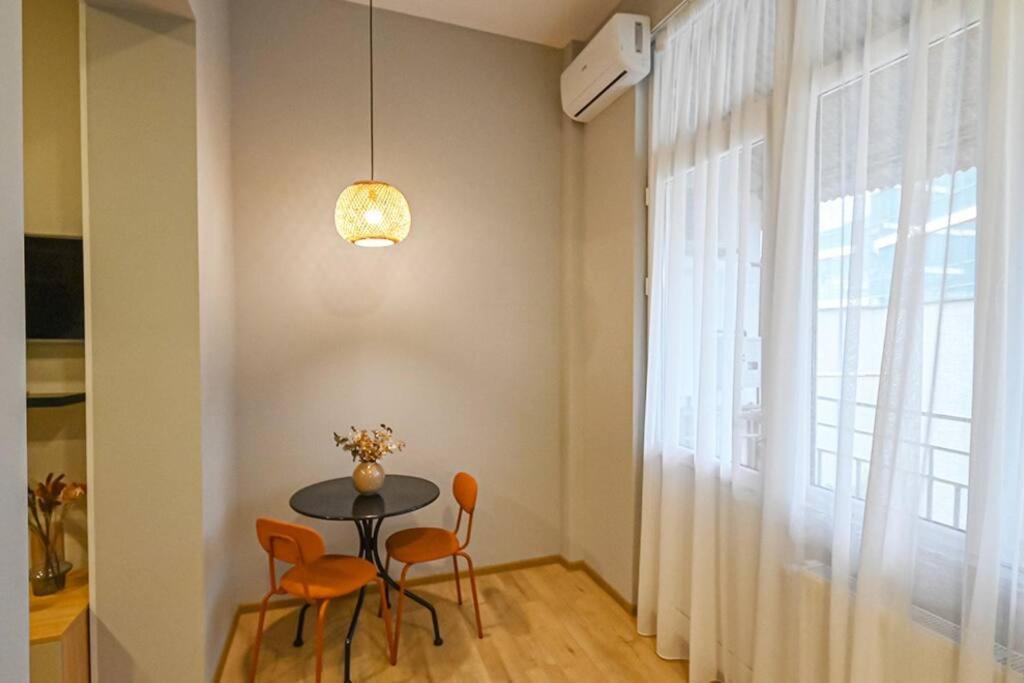 Studio With Balcony In Old City 트빌리시 외부 사진